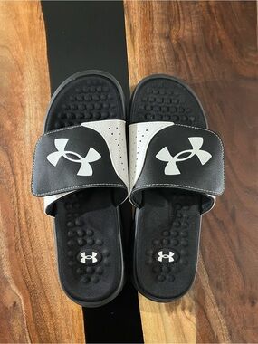 Under Armour Mens Ignite Select Slides Black White Size 9 Memory Foam Sandals